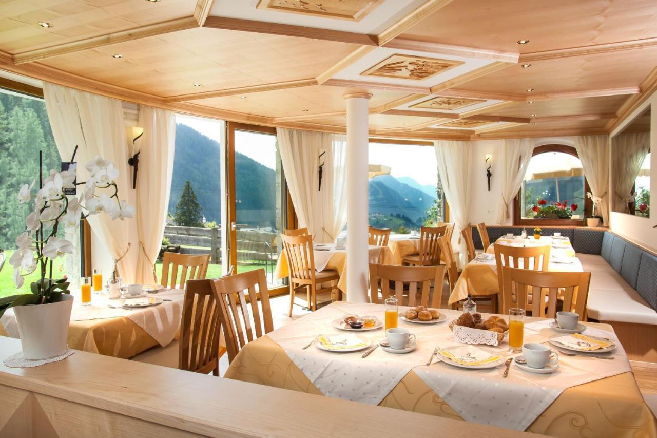 Hotel Garni Aghel Selva di Val Gardena Exterior photo